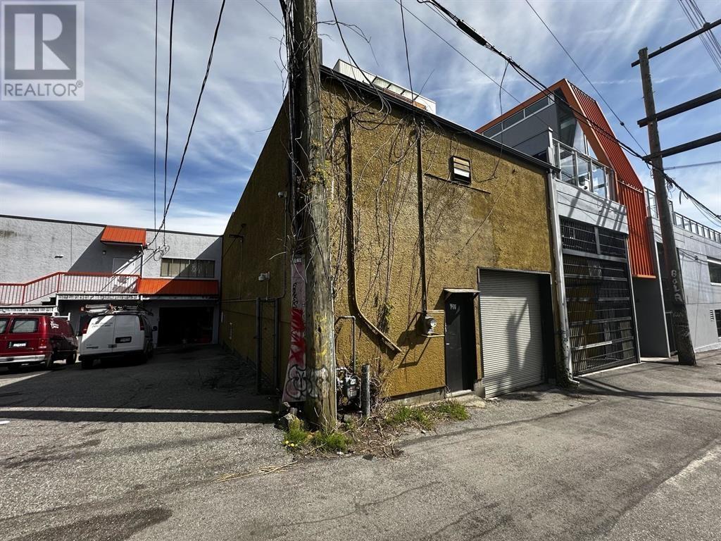 Listing Picture 6 of 6 : 716 E HASTINGS STREET, Vancouver / 溫哥華 - 魯藝地產 Yvonne Lu Group - MLS Medallion Club Member