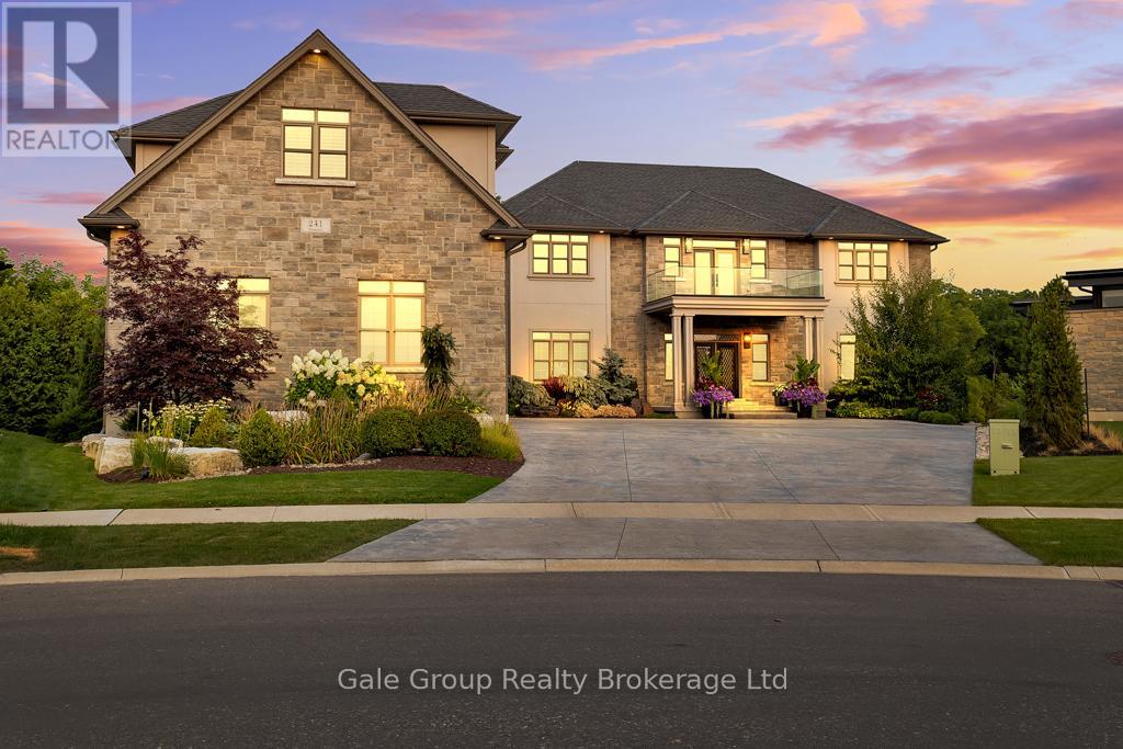 241 TAMARACK BOULEVARD, Woodstock, Ontario