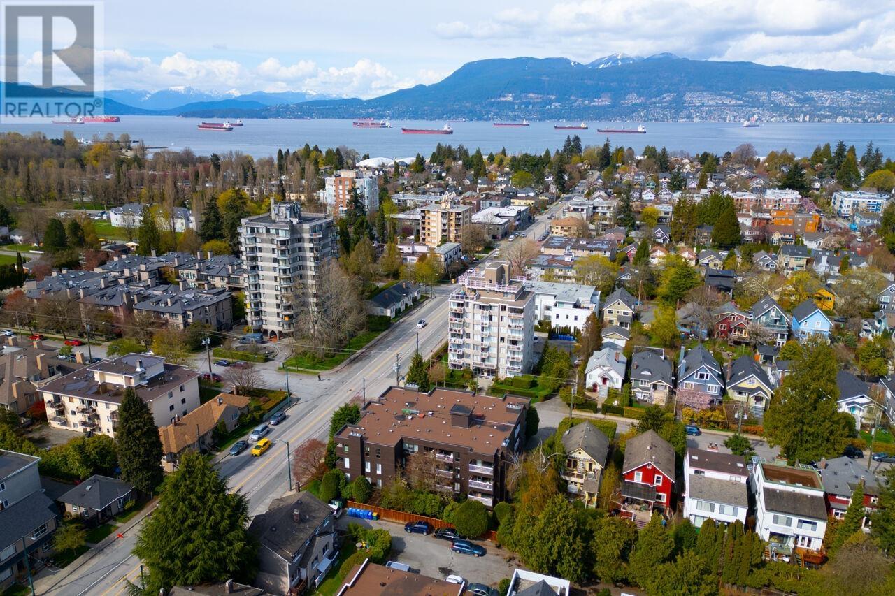 305 3680 W 7th Avenue, Vancouver, British Columbia  V6R 1W4 - Photo 1 - R2896812