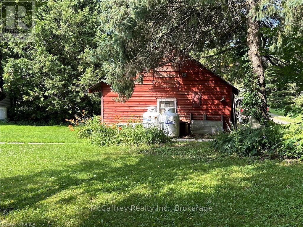 4 Peel Street, Stone Mills, Ontario  K0K 3G0 - Photo 35 - X9412581