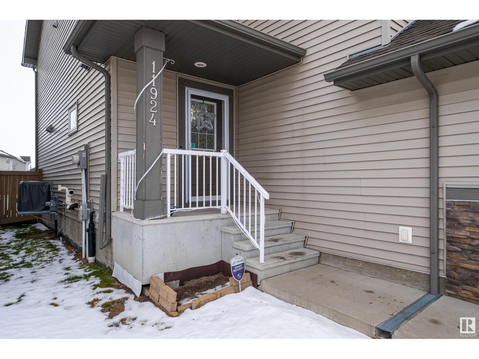 11924 167b Av Nw, Edmonton, Alberta  T5X 0G5 - Photo 43 - E4417775