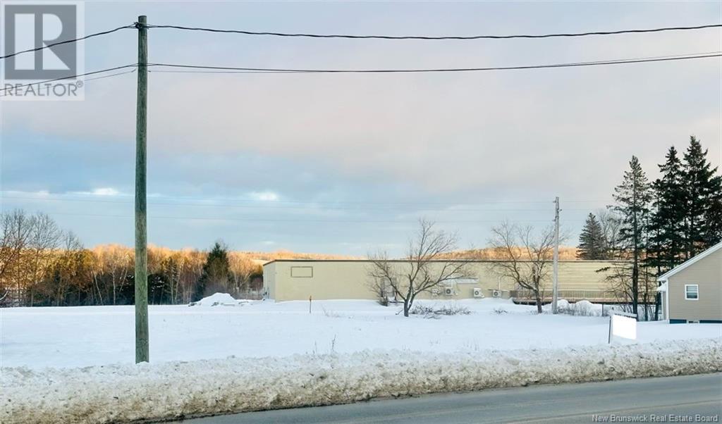 170 And 174 Houlton Street, Woodstock, New Brunswick  E7M 1Z1 - Photo 33 - NB090049