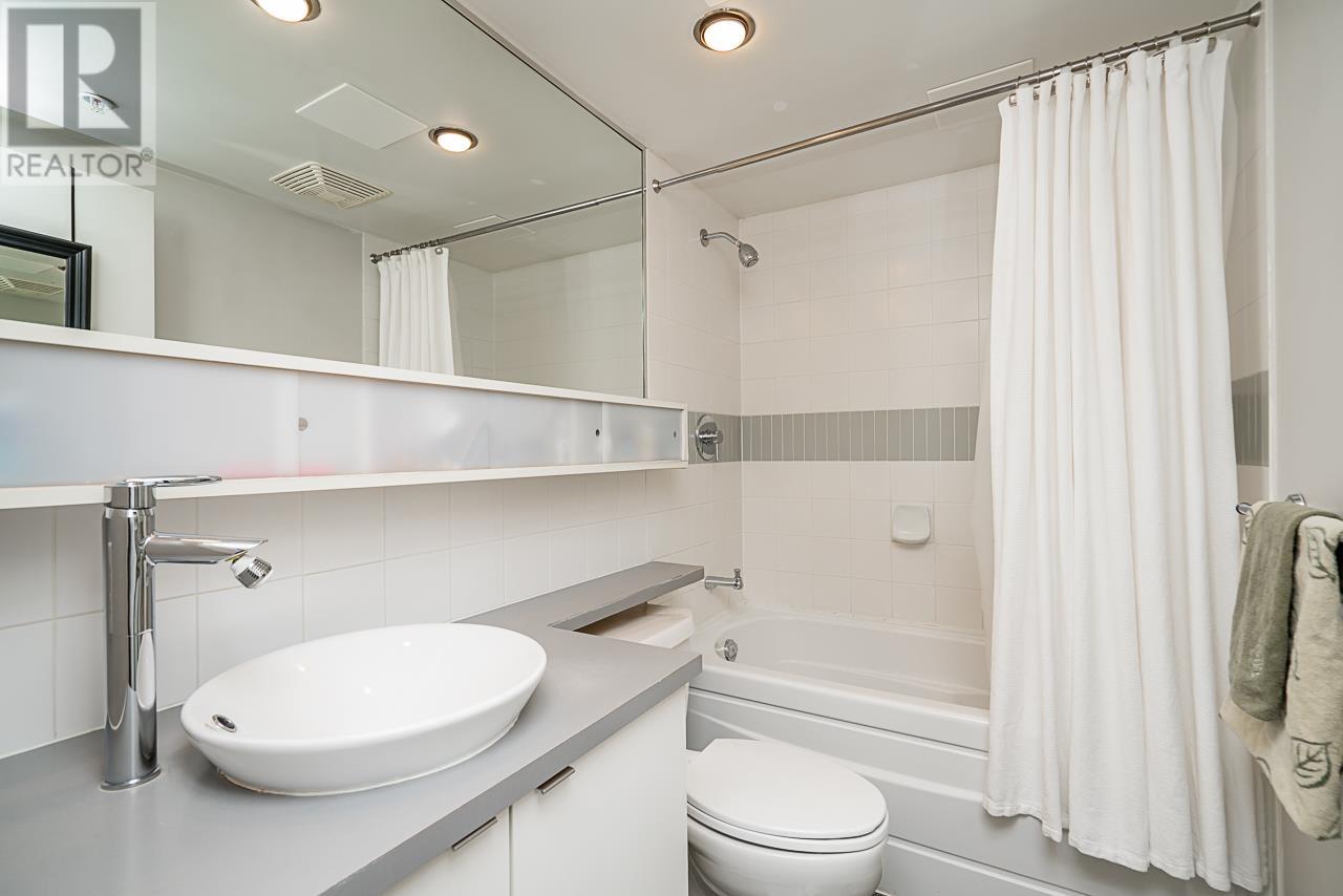 Listing Picture 12 of 30 : 2801 928 BEATTY STREET, Vancouver / 溫哥華 - 魯藝地產 Yvonne Lu Group - MLS Medallion Club Member