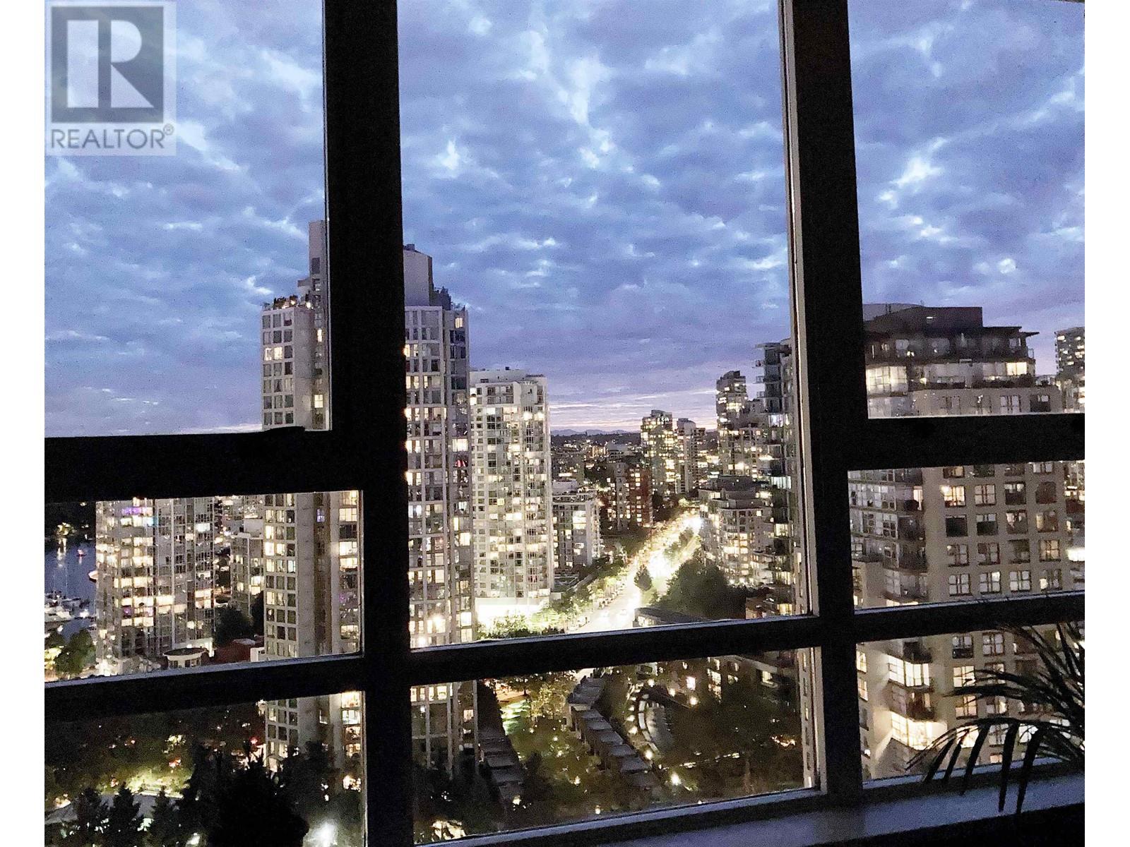 Listing Picture 14 of 30 : 2801 928 BEATTY STREET, Vancouver / 溫哥華 - 魯藝地產 Yvonne Lu Group - MLS Medallion Club Member