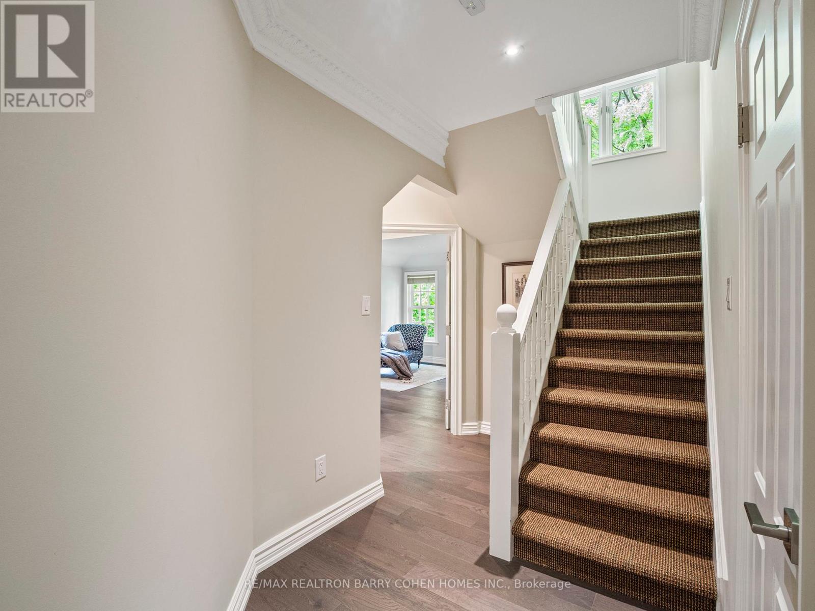 16 Clarendon Avenue, Toronto, Ontario  M4V 1H9 - Photo 25 - C11920356