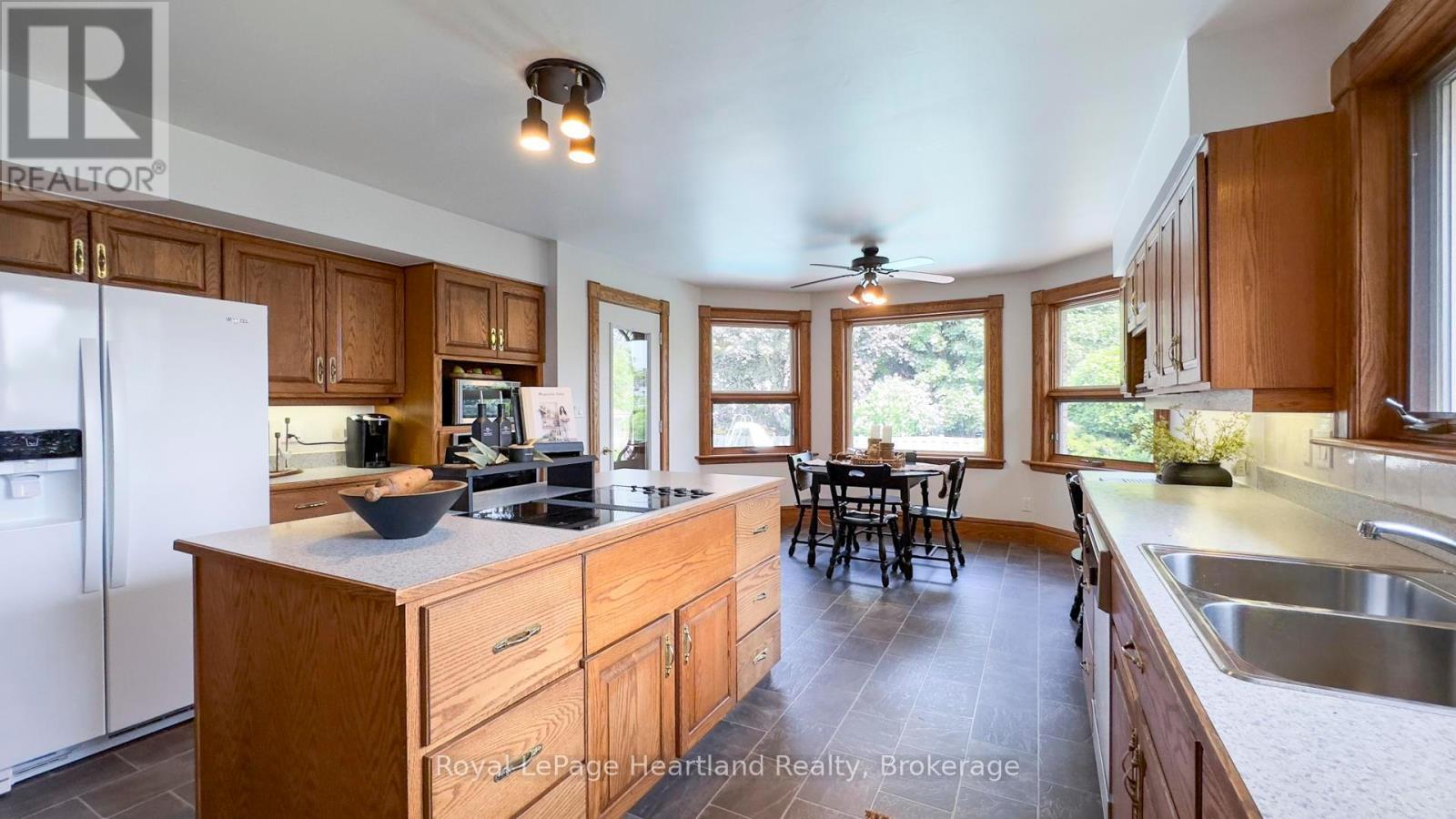 197 Warren Street, Goderich, Ontario  N7A 3W7 - Photo 10 - X11920412