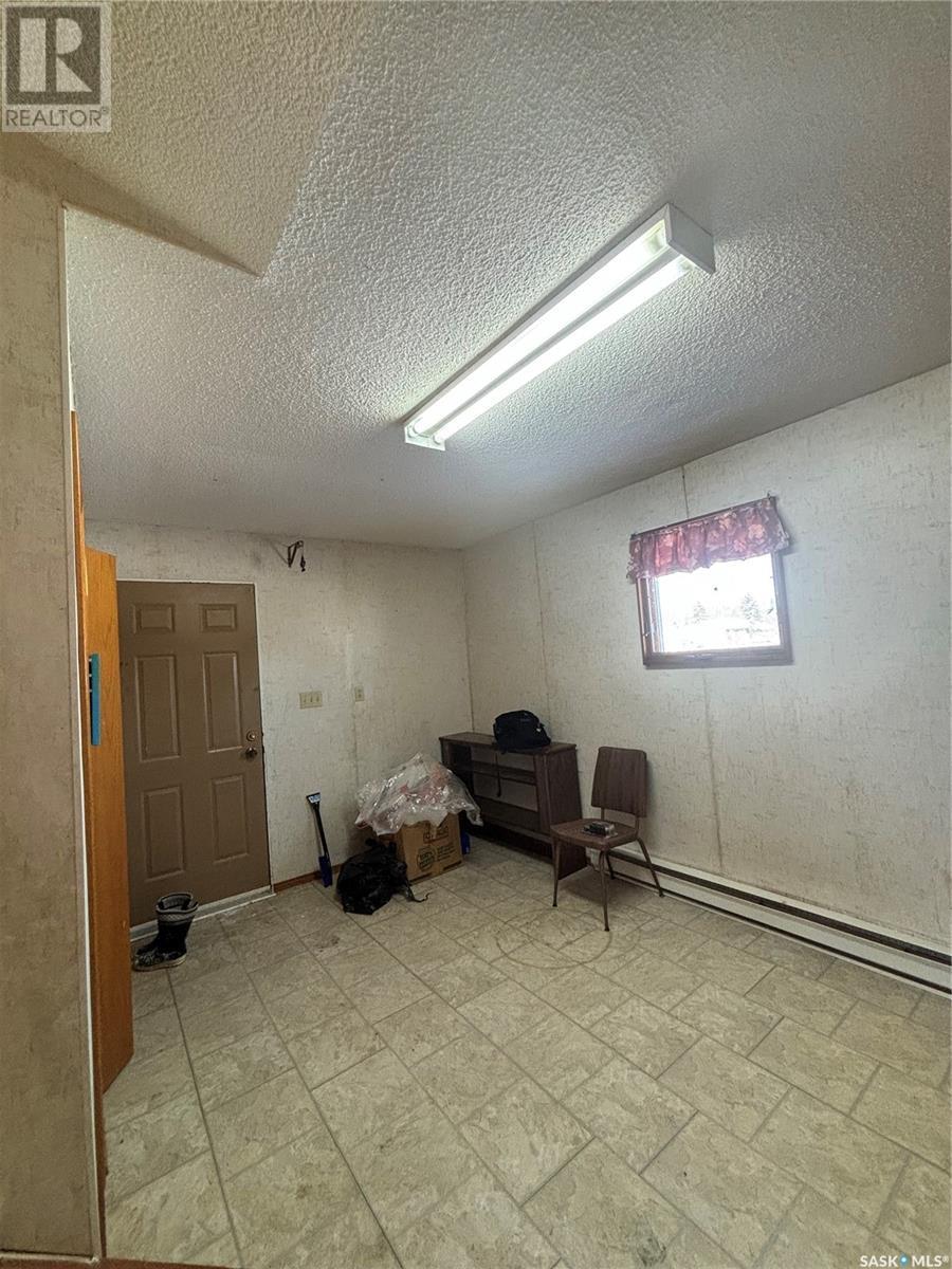 194 Heward Street, Creelman, Saskatchewan  S0C 0X0 - Photo 22 - SK992345