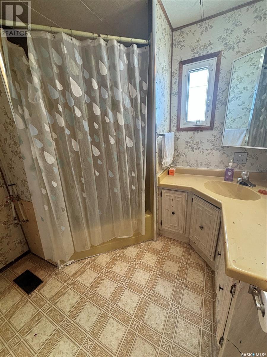 194 Heward Street, Creelman, Saskatchewan  S0C 0X0 - Photo 13 - SK992345