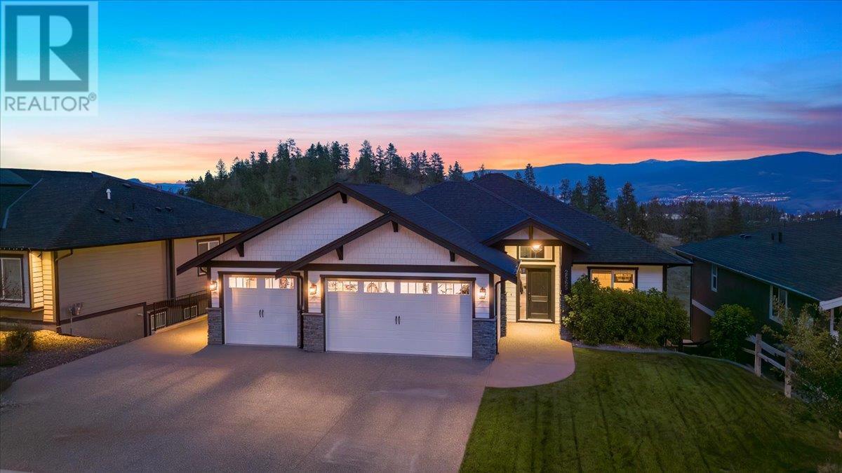 2565 Crown Crest Drive, west kelowna, British Columbia