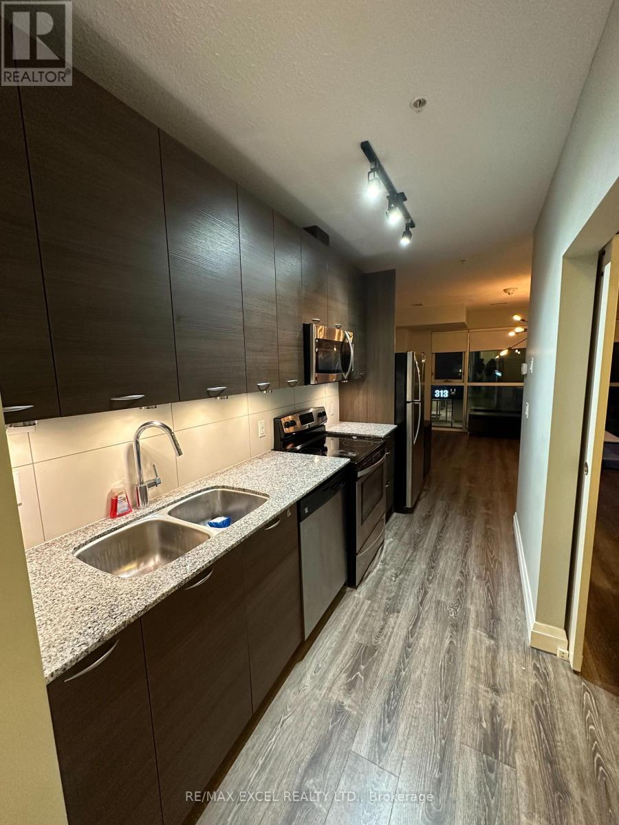 Property at 216 - 318 SPRUCE STREET image 3