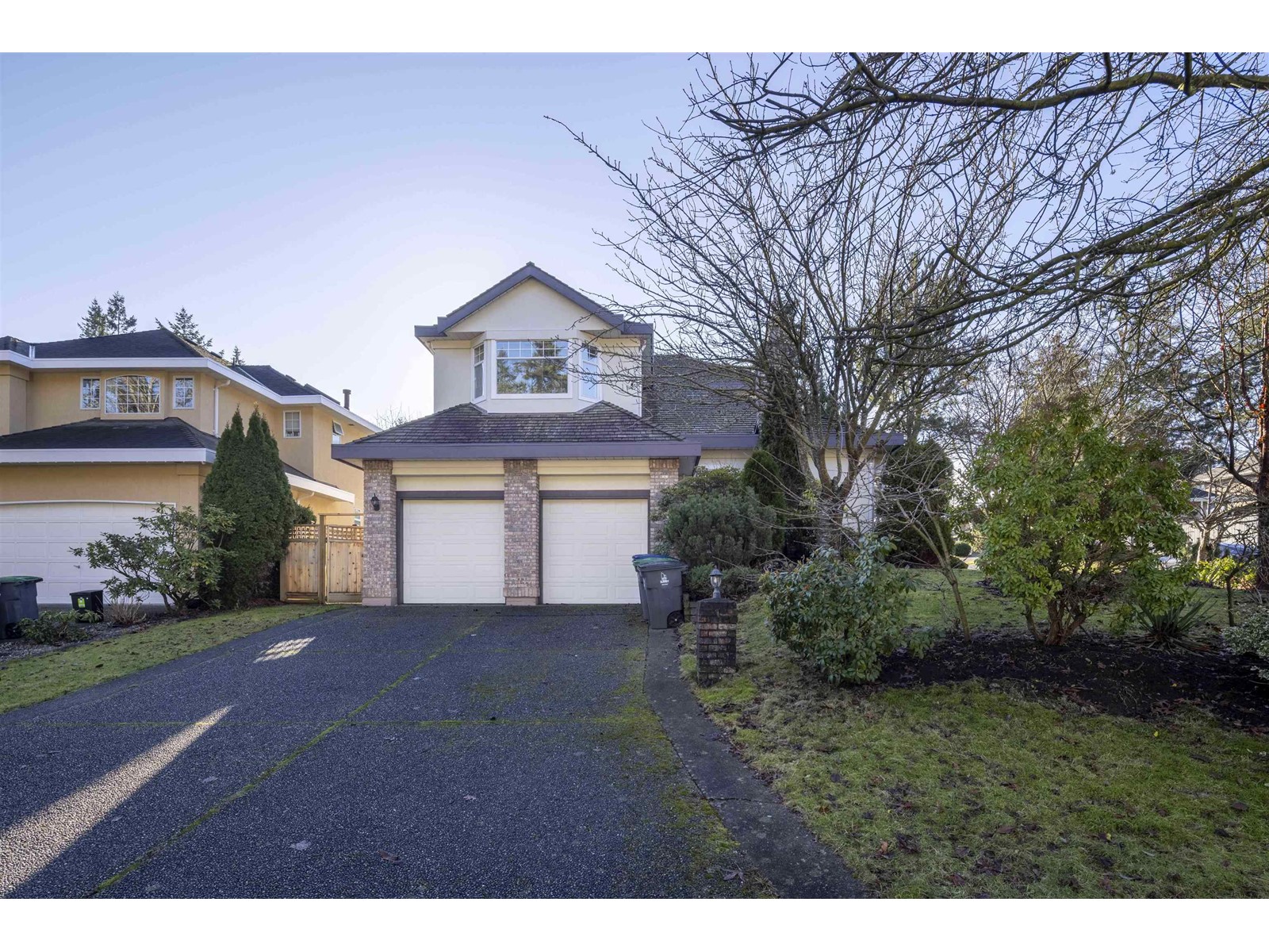 Property at 2538 149A STREET image 2