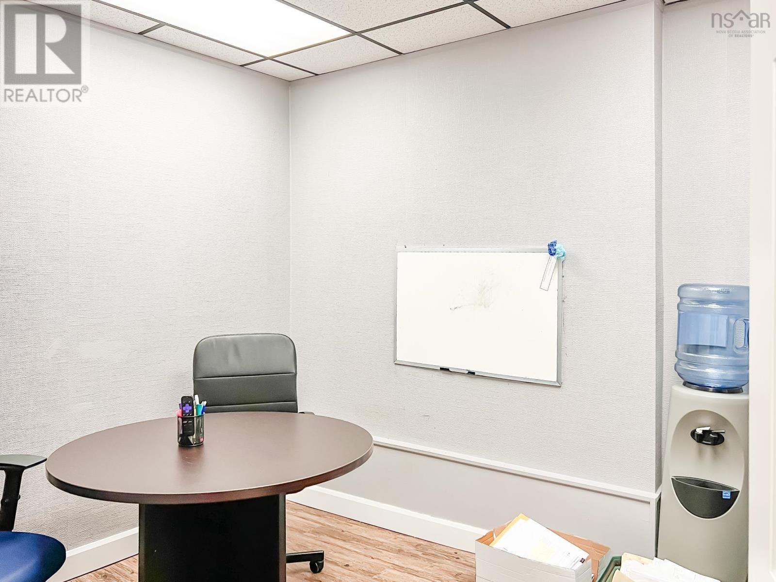 405 Main Street, Kentville, Nova Scotia  B4N 1K7 - Photo 9 - 202500756