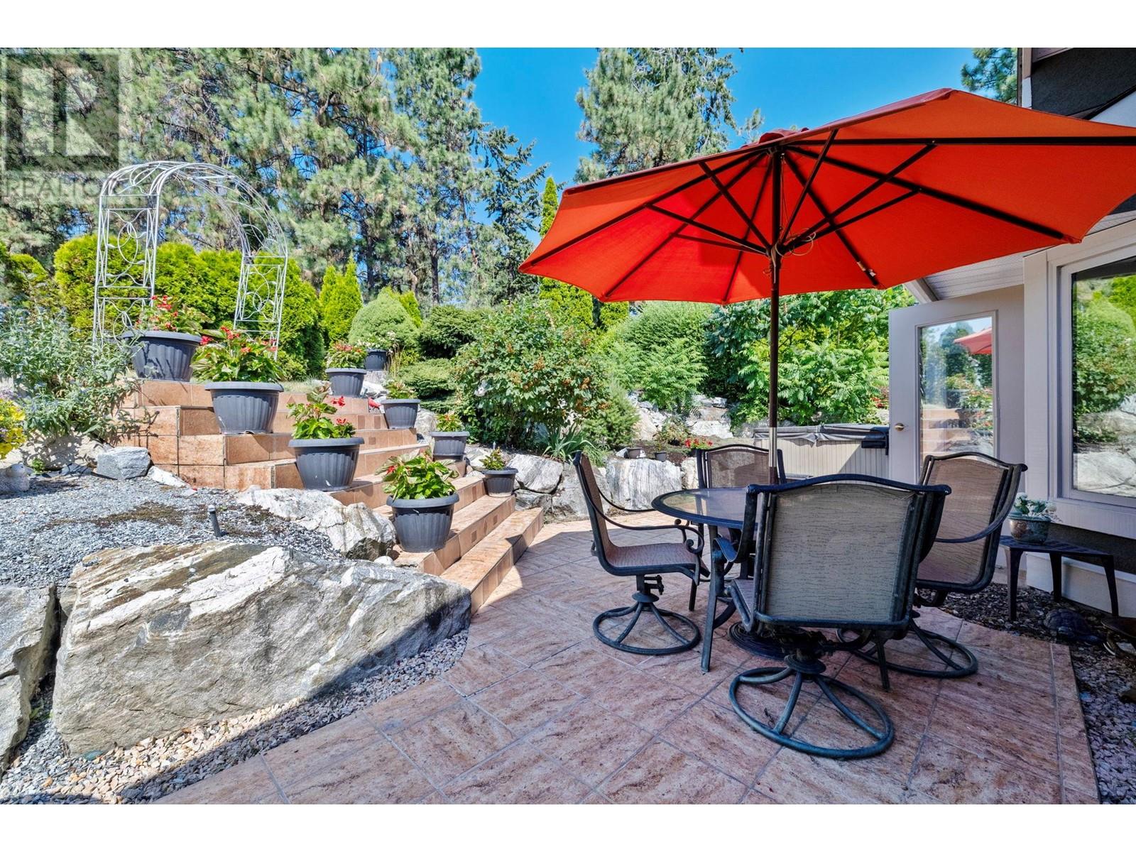 3945 Gallaghers Circle, Kelowna, British Columbia  V1W 3Z9 - Photo 26 - 10331961