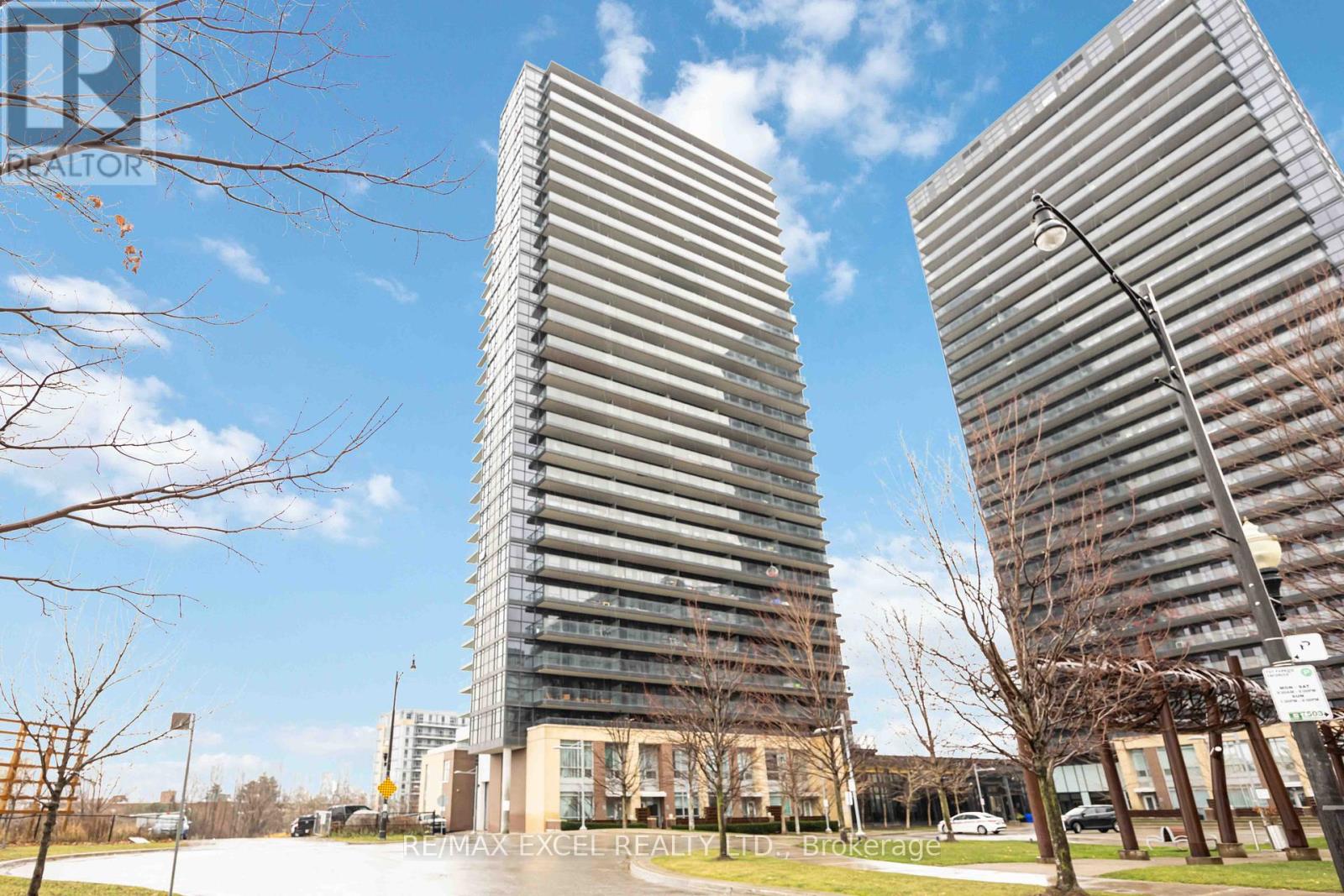 1115 - 33 SINGER COURT, Toronto, Ontario