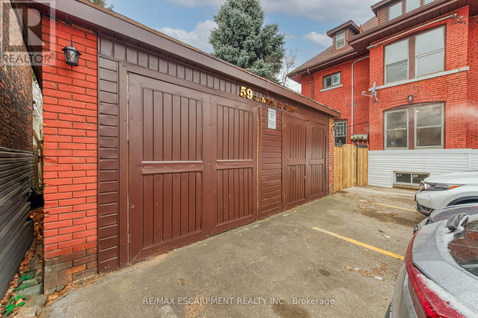 Property at 59 CANNON STREET W image 4
