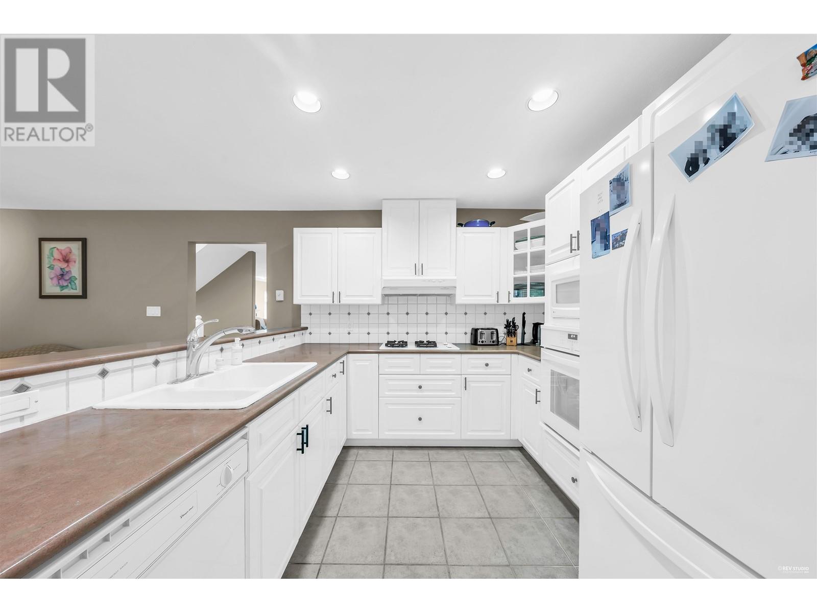 1186 Strathaven Drive, North Vancouver, British Columbia  V7H 2Z6 - Photo 7 - R2955196