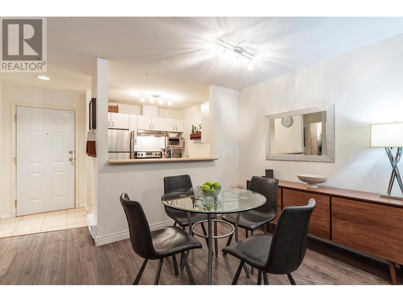 103 175 E 10th Street, North Vancouver, British Columbia  V7L 4W1 - Photo 5 - R2955213
