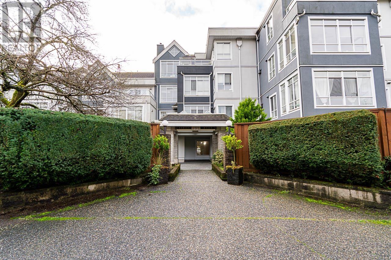 202 855 W 16TH STREET