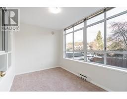 202 855 W 16TH STREET