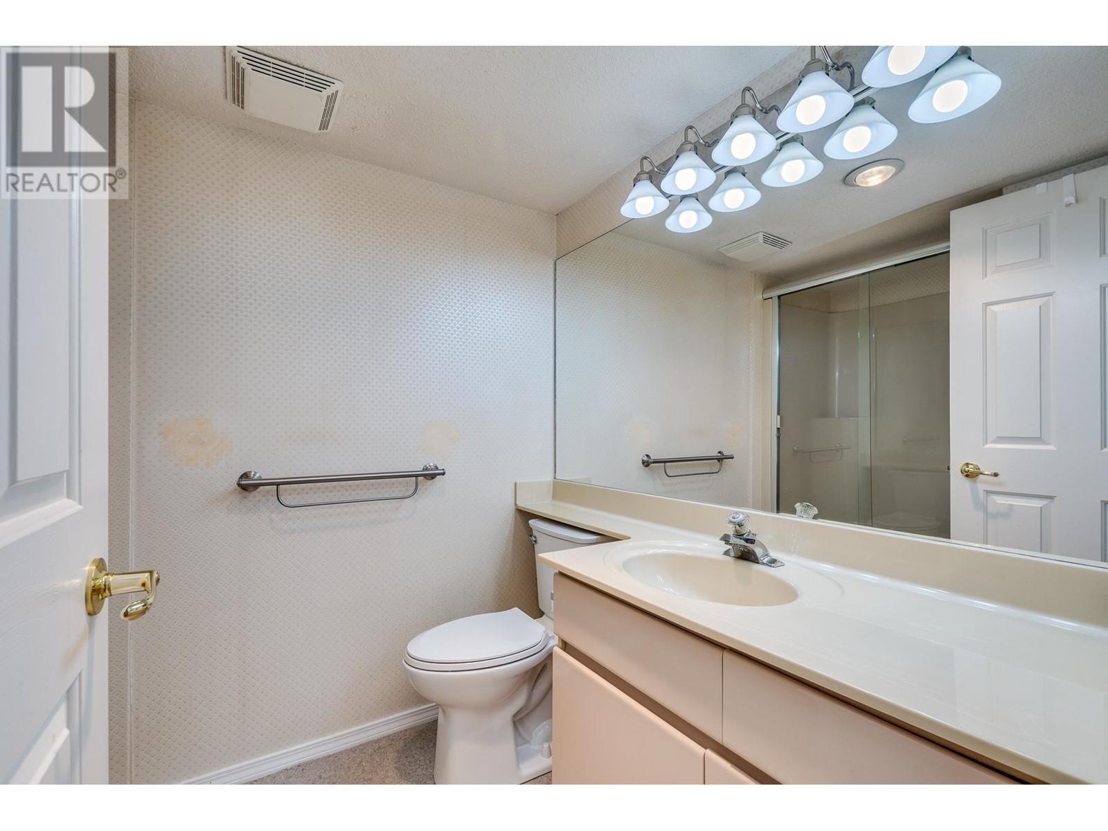 107 1240 Quayside Drive, New Westminster, British Columbia V3M 6H1 - Photo 15 - R2955249