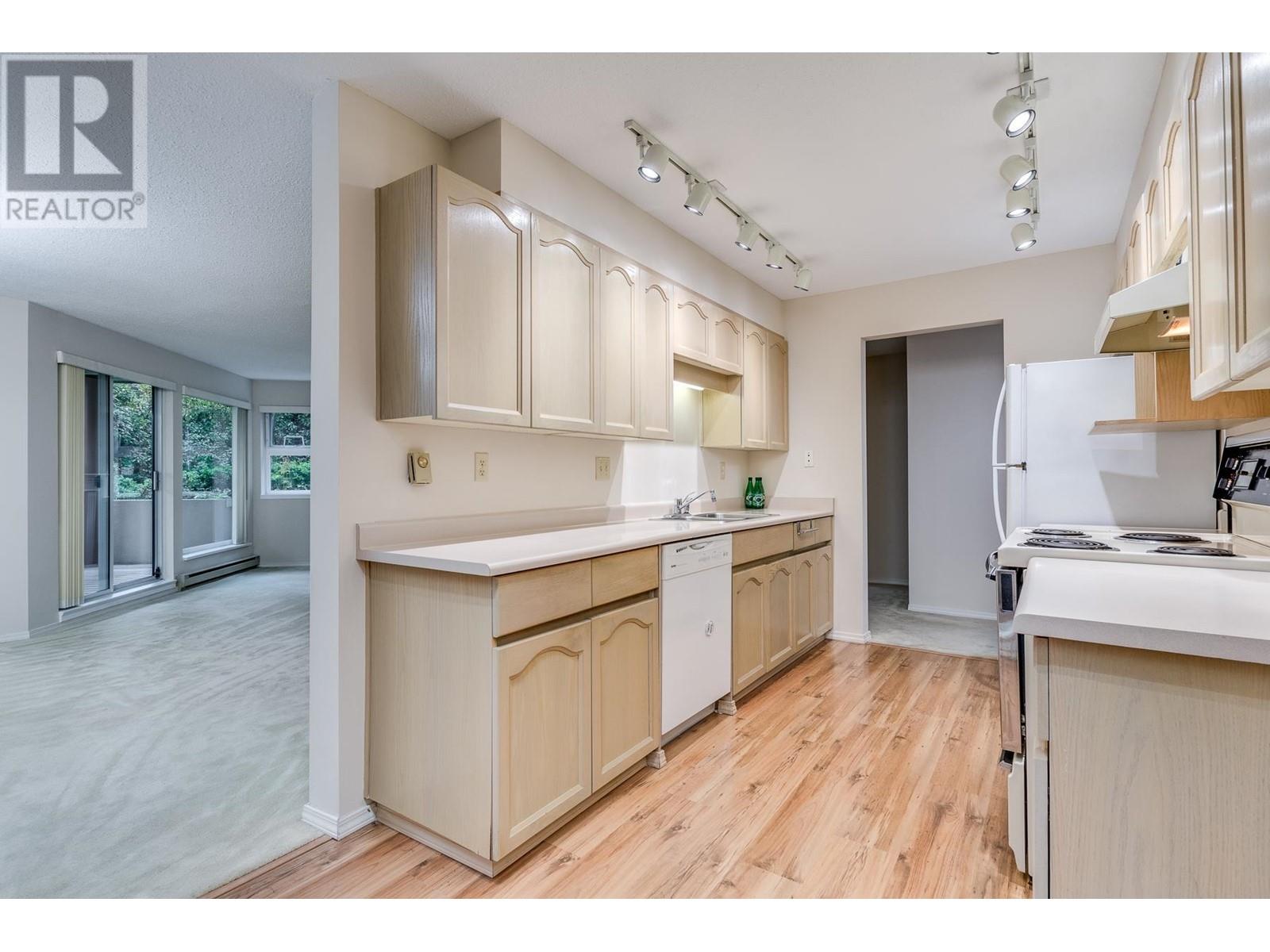 107 1240 Quayside Drive, New Westminster, British Columbia V3M 6H1 - Photo 7 - R2955249