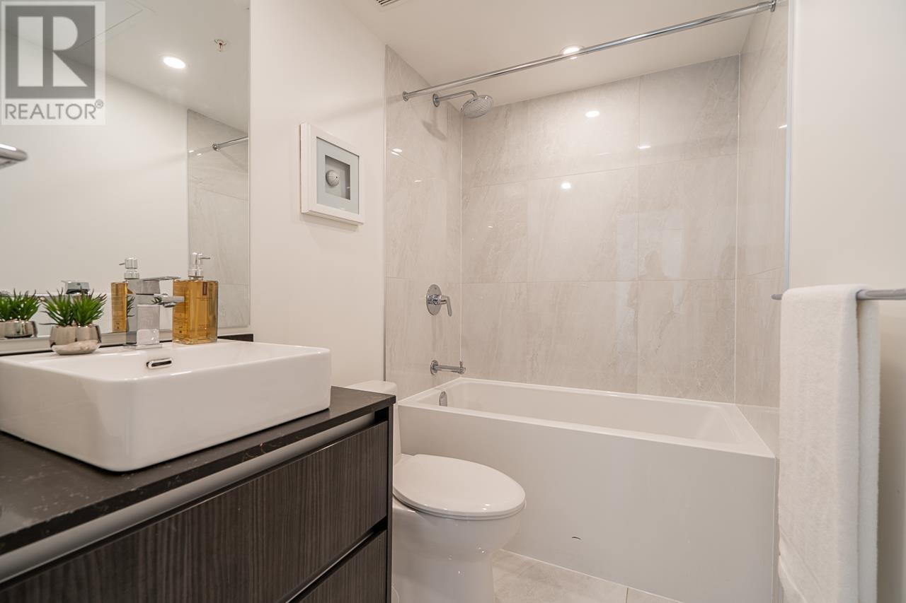 2378 Douglas Road, Burnaby, British Columbia  V5B 0B5 - Photo 24 - R2955272
