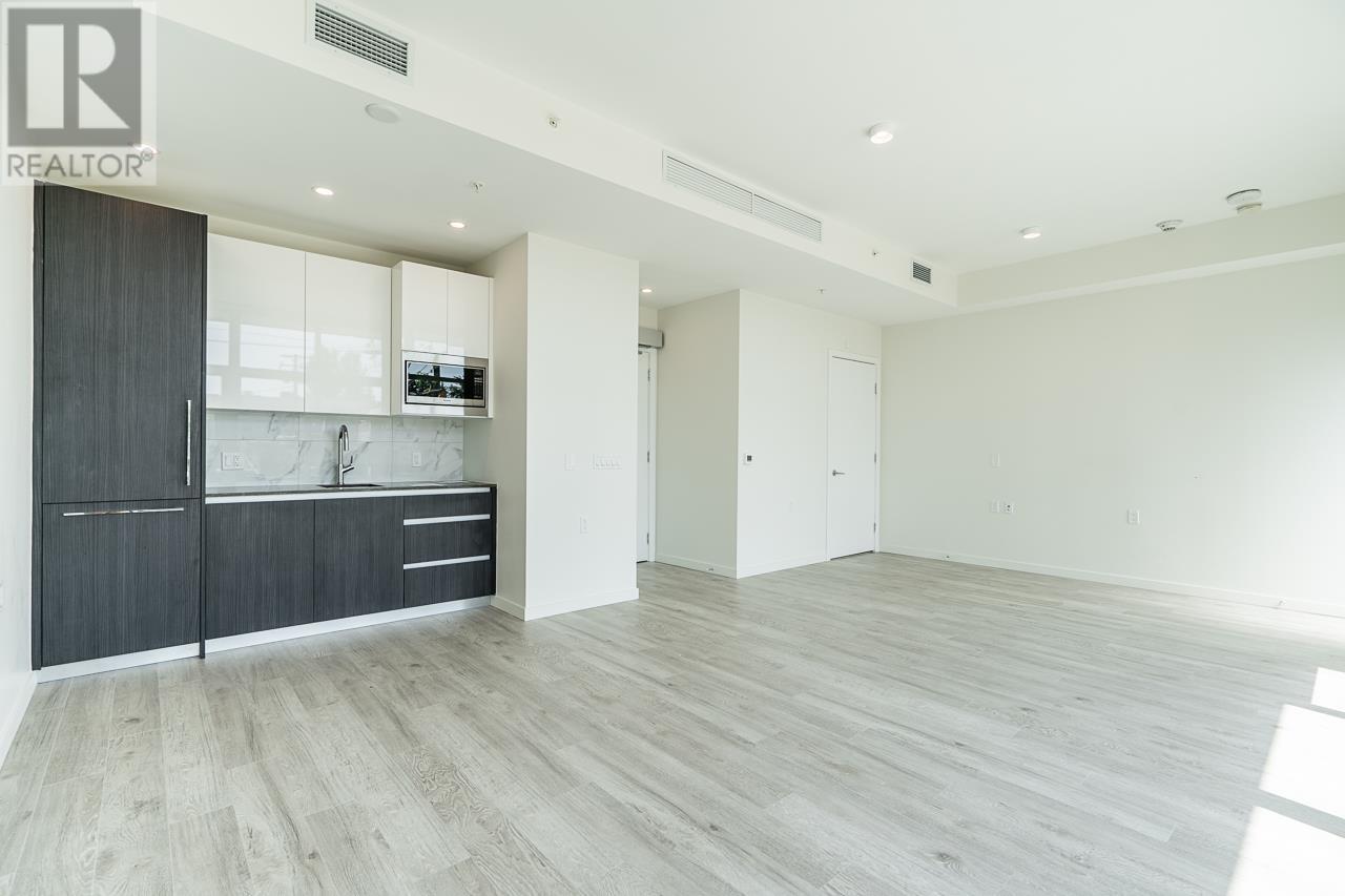 2378 Douglas Road, Burnaby, British Columbia  V5B 0B5 - Photo 6 - R2955272