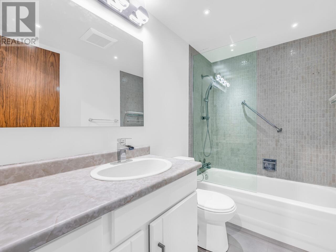 204 1877 W 5th Avenue, Vancouver, British Columbia  V6J 1P5 - Photo 18 - R2955284