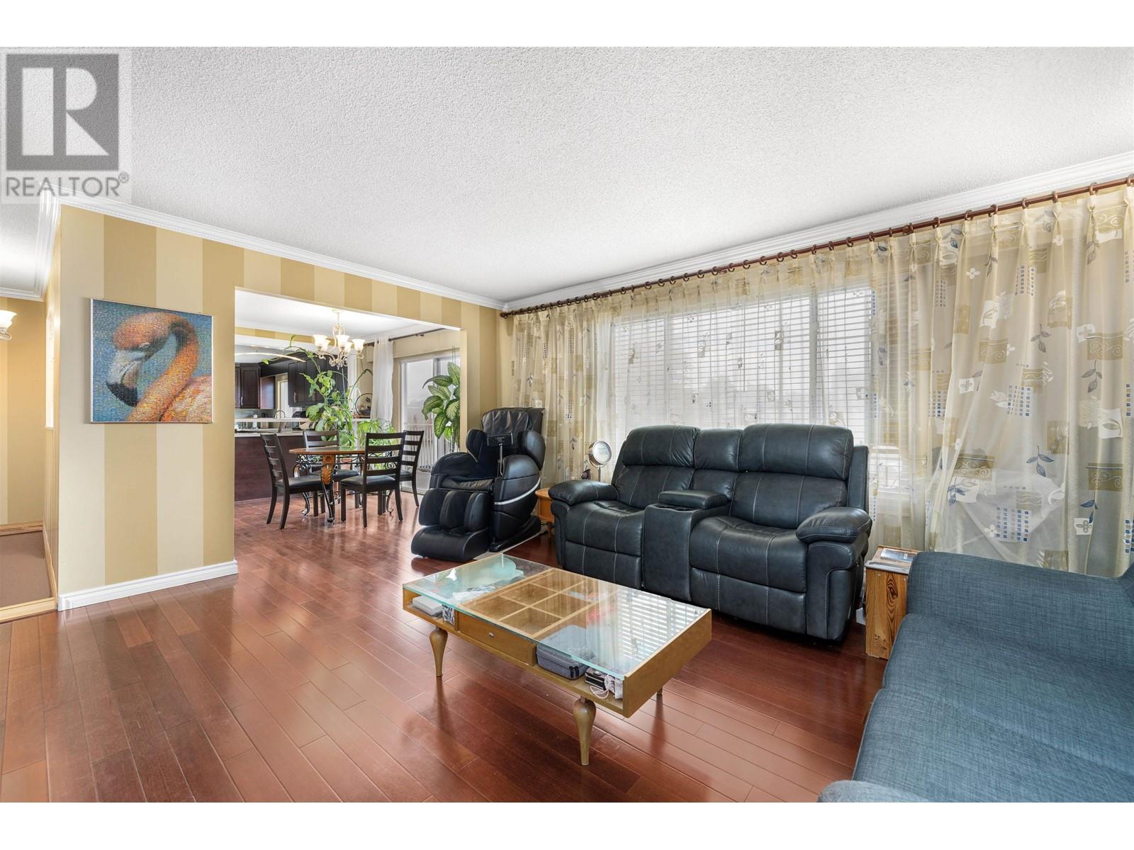 Property at 4051 AMUNDSEN PLACE image 3