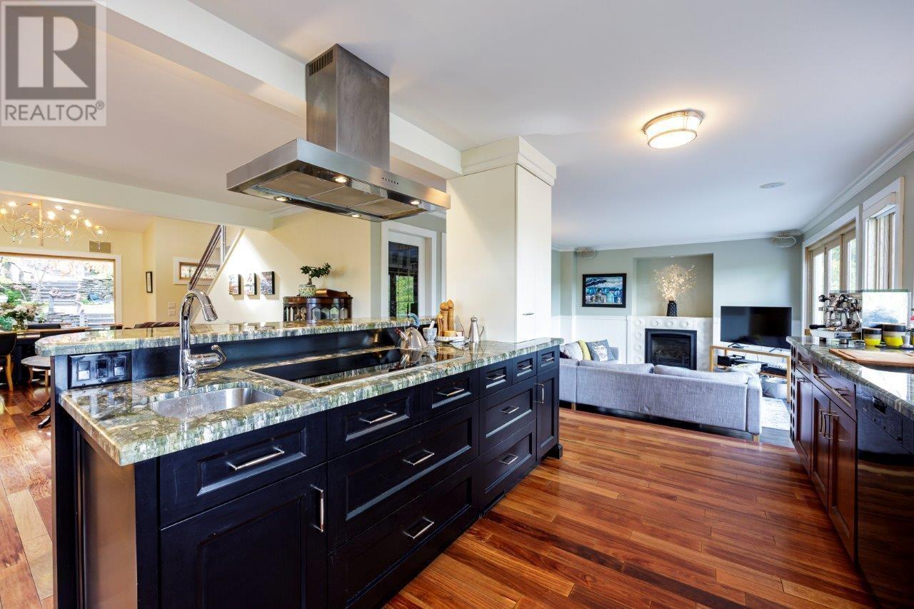 2190 Badger Road, North Vancouver, British Columbia  V7G 1T1 - Photo 15 - R2955224