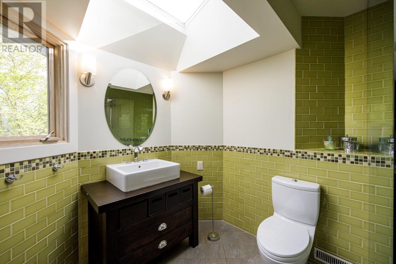 2190 Badger Road, North Vancouver, British Columbia  V7G 1T1 - Photo 24 - R2955224