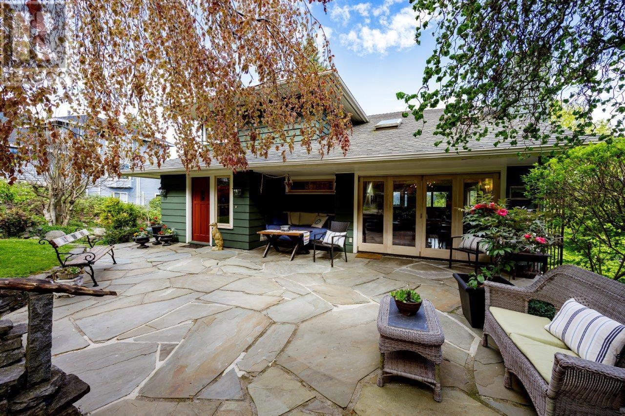 Property at 2190 BADGER ROAD image 3