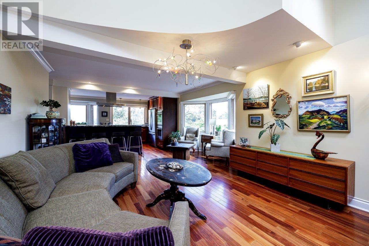2190 Badger Road, North Vancouver, British Columbia  V7G 1T1 - Photo 7 - R2955224