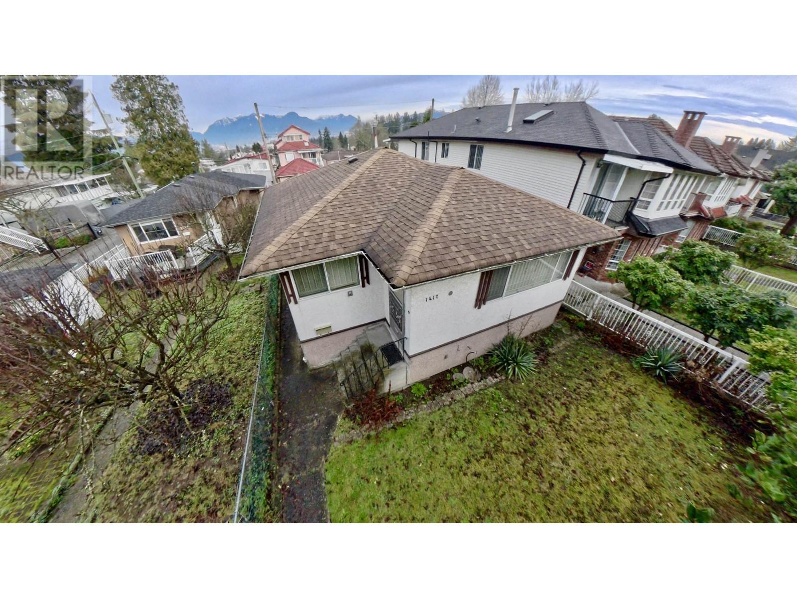 1417 E 20th Avenue, Vancouver, British Columbia  V5N 2K5 - Photo 2 - R2955275
