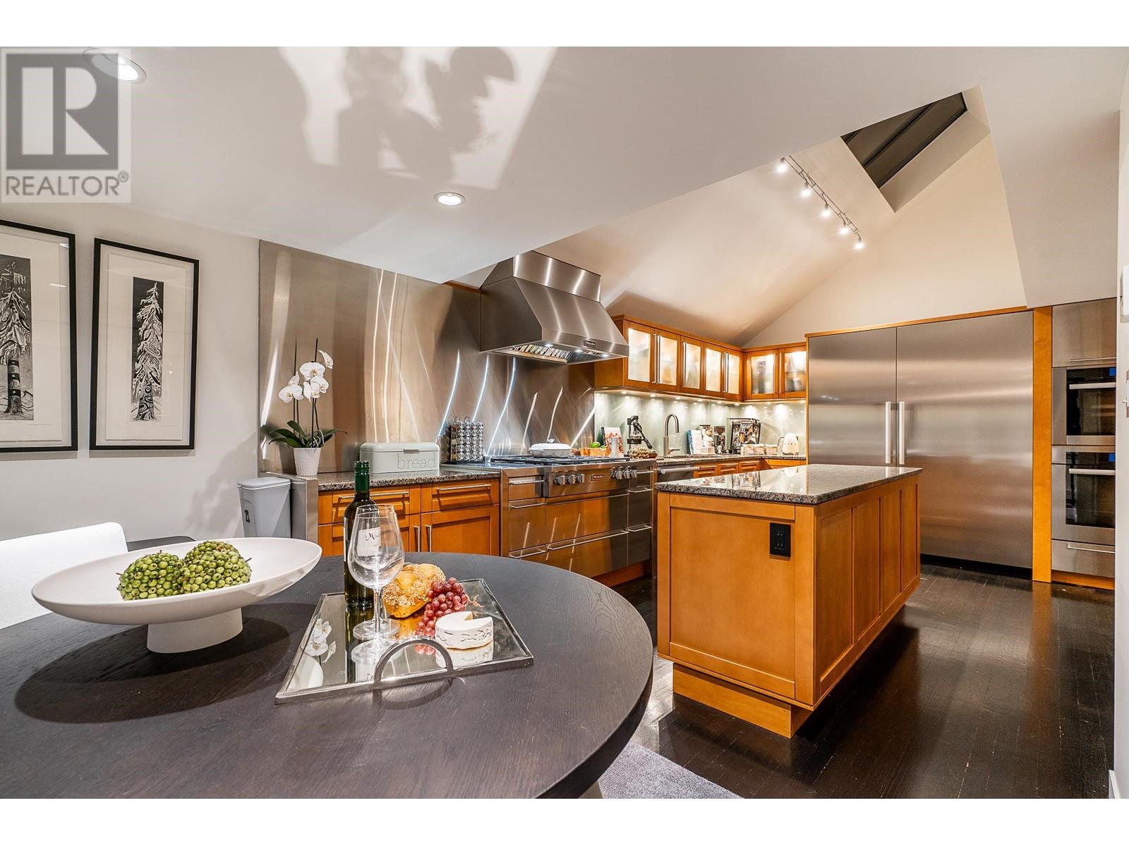 3262 W 1st Avenue, Vancouver, British Columbia  V6K 1H5 - Photo 5 - R2955276