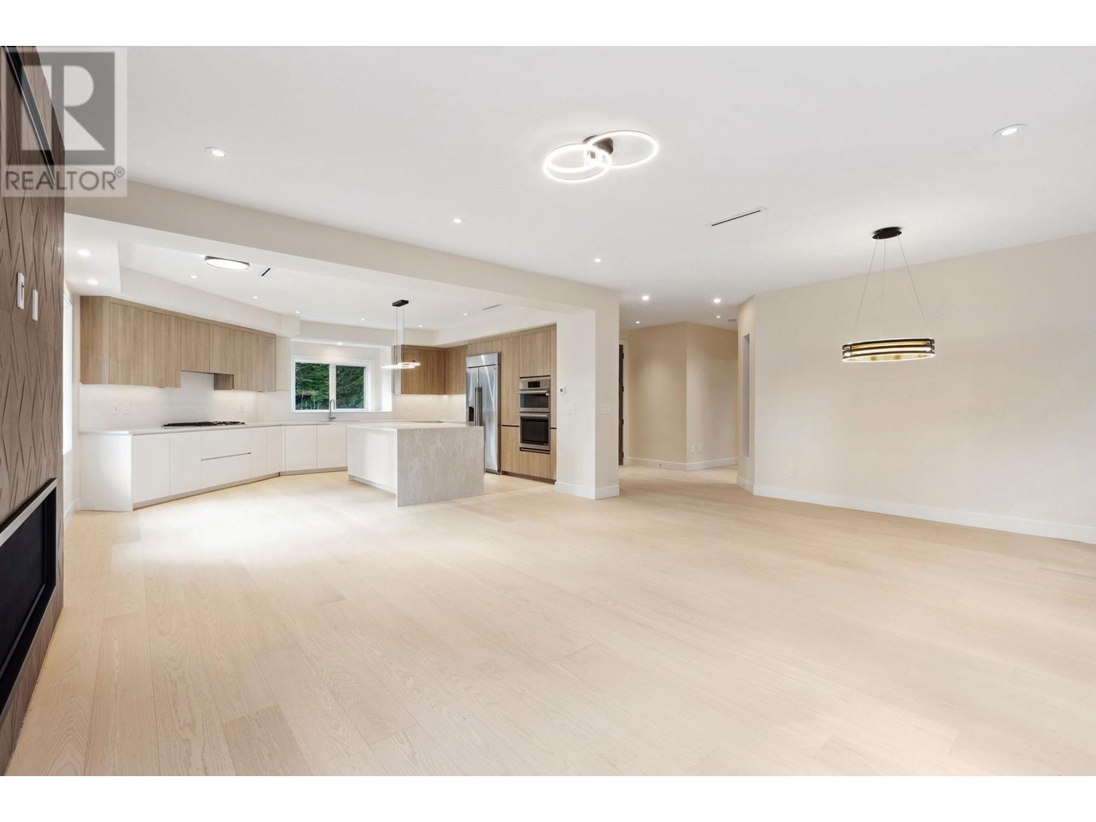 3529 Anne Macdonald Way, North Vancouver, British Columbia  V7G 2S7 - Photo 10 - R2955285