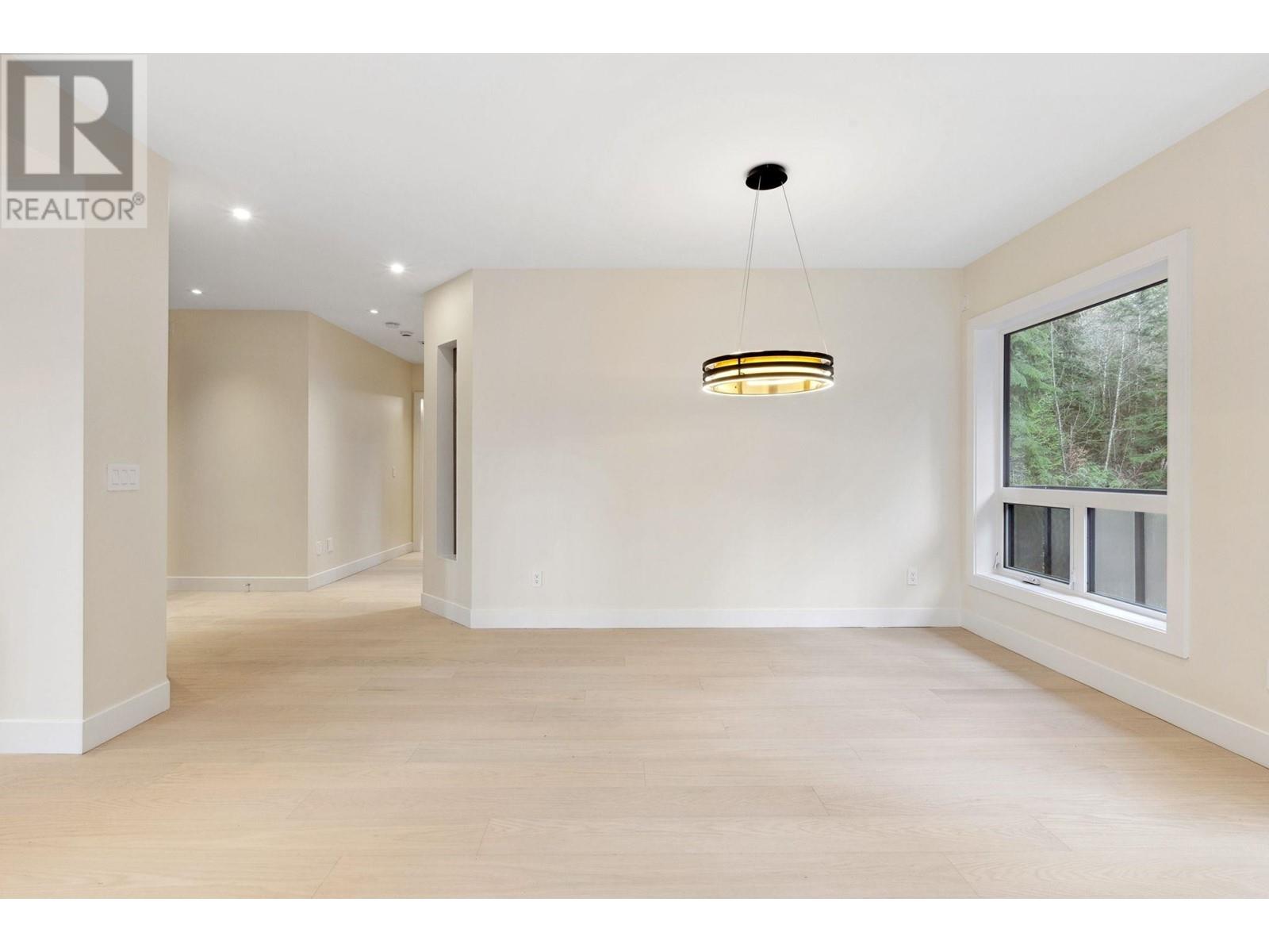 3529 Anne Macdonald Way, North Vancouver, British Columbia  V7G 2S7 - Photo 16 - R2955285