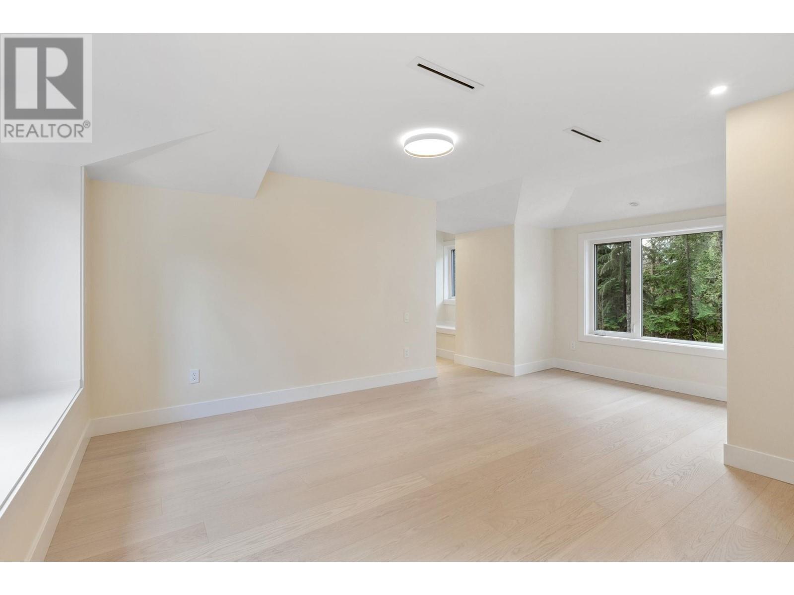 3529 Anne Macdonald Way, North Vancouver, British Columbia  V7G 2S7 - Photo 19 - R2955285