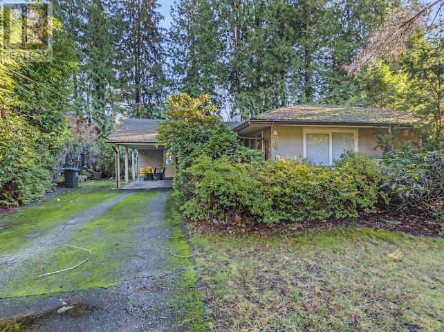 4025 SUNSET BOULEVARD, North Vancouver, British Columbia