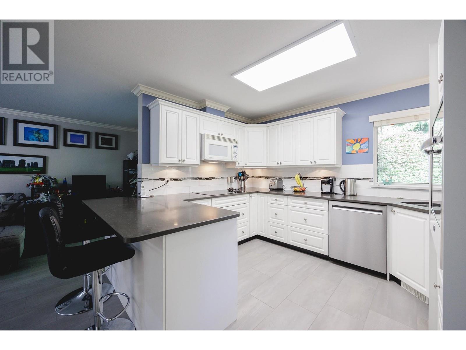1212 Plateau Drive, North Vancouver, British Columbia  V7P 2J4 - Photo 15 - R2955299