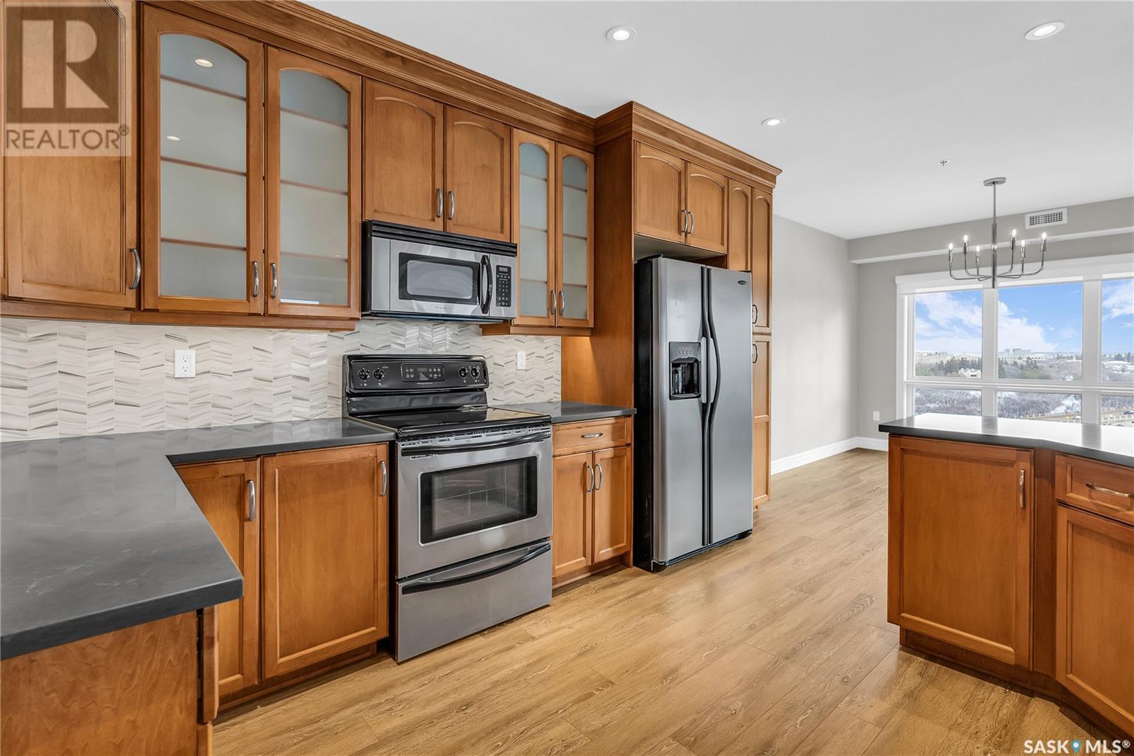 Property at 1408 902 Spadina CRESCENT E image 5