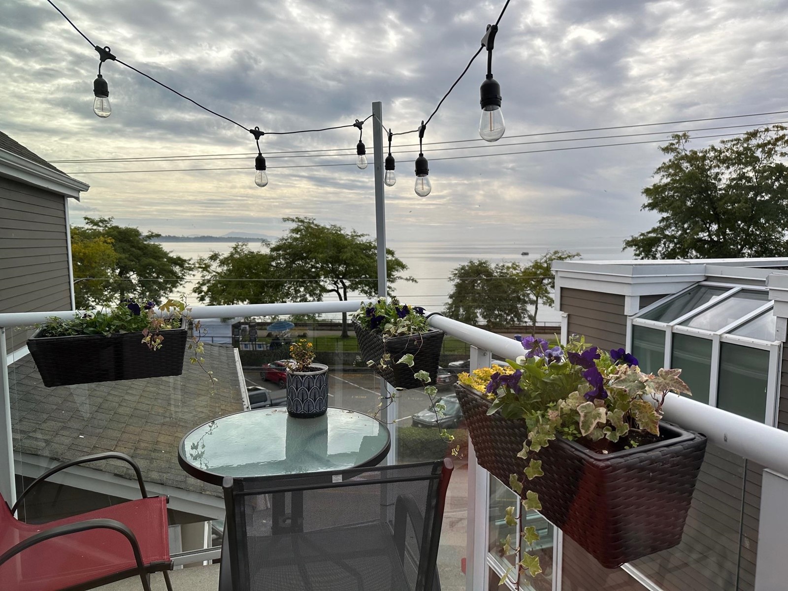 1107 ELM STREET, white rock, British Columbia