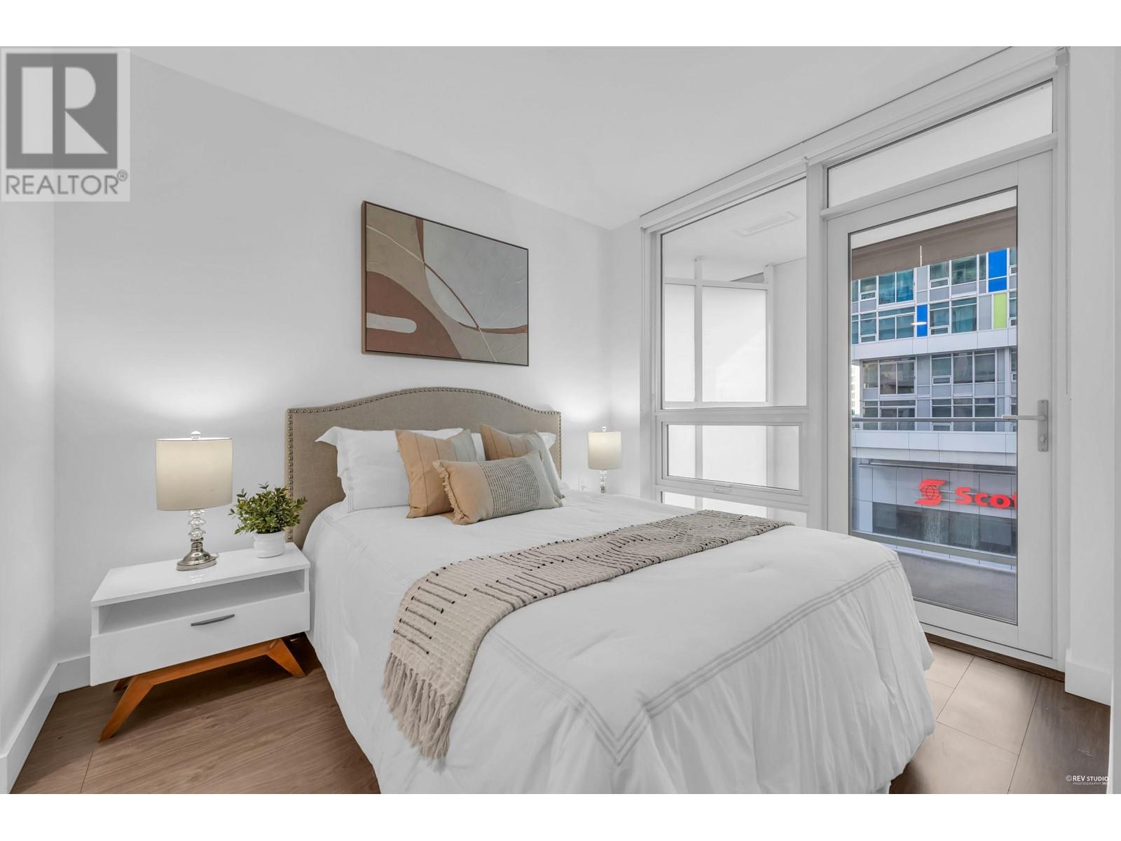 Listing Picture 18 of 29 : 504 6320 NO. 3 ROAD, Richmond / 烈治文 - 魯藝地產 Yvonne Lu Group - MLS Medallion Club Member