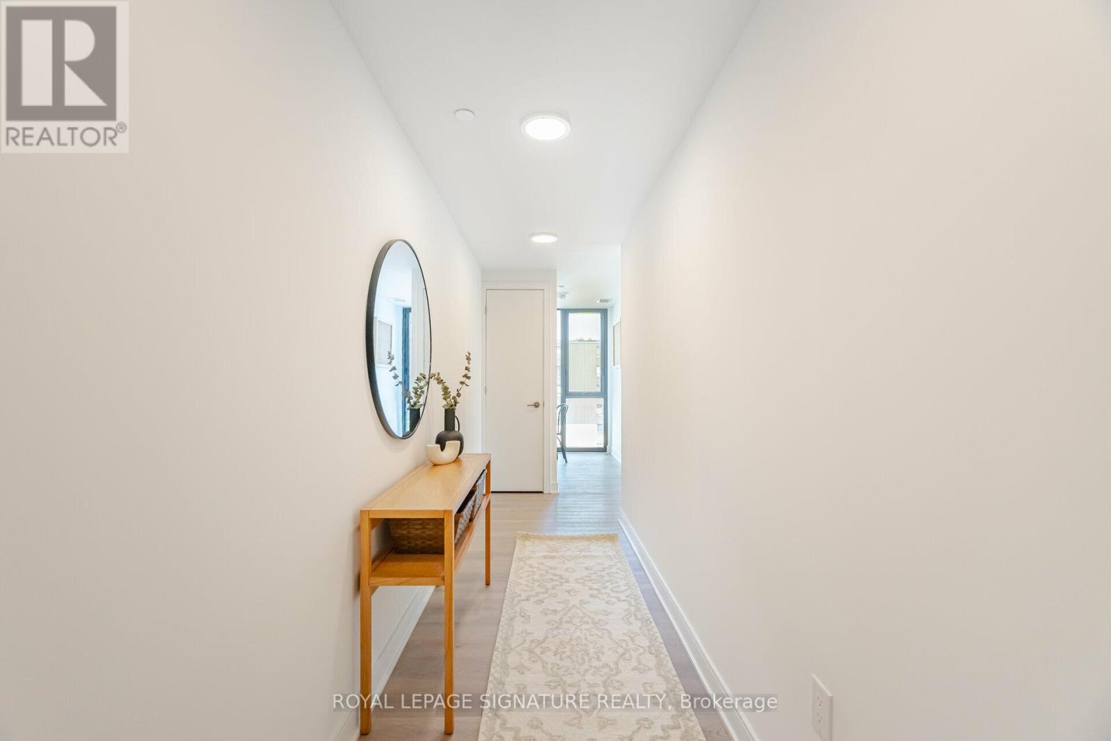 Property at 914 - 86 DUNDAS STREET E image 2