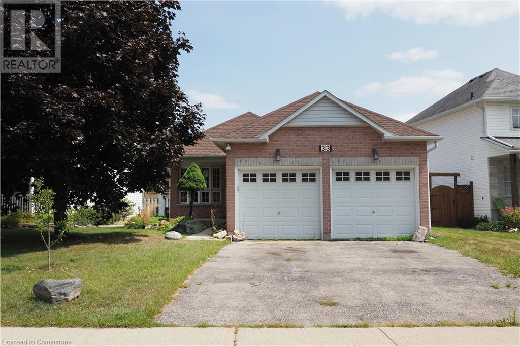 33 HILLTOP Drive, Ayr, Ontario