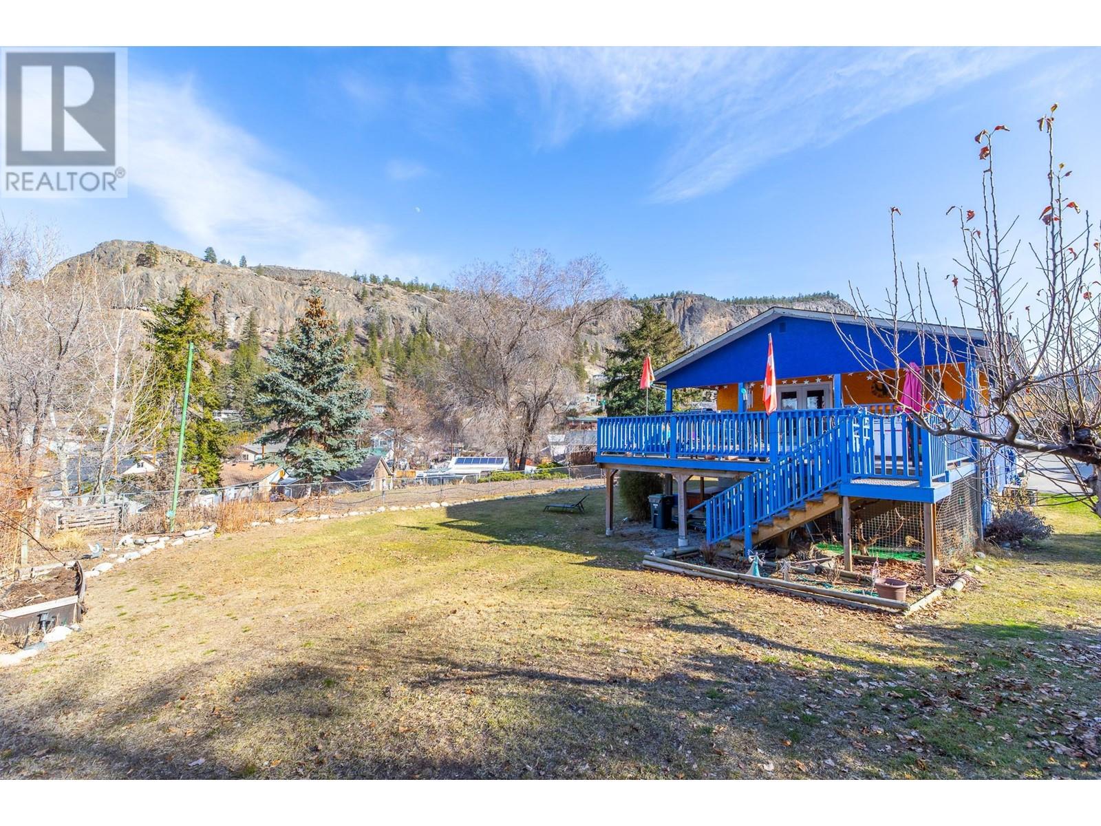 Property at 10811 Dunham Crescent image 2