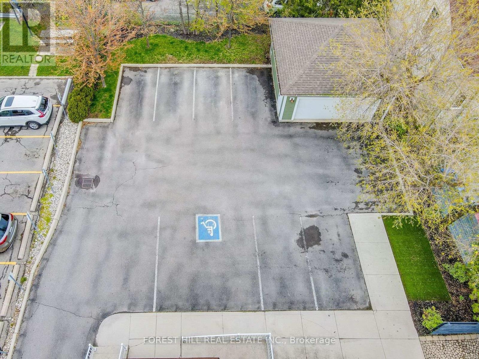 201 QUEEN STREET S Mississauga (Streetsville), ON L5M 1L4