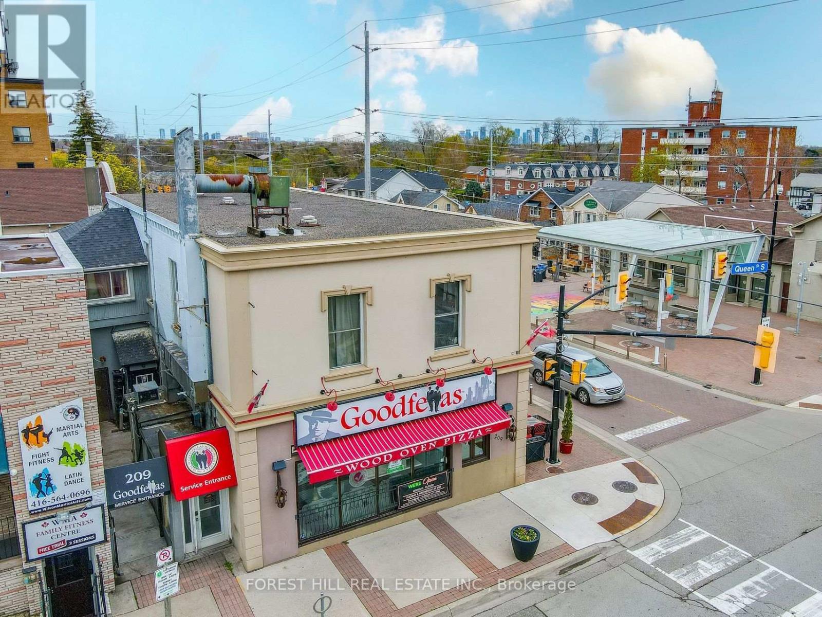 201 QUEEN STREET S Mississauga (Streetsville), ON L5M 1L4