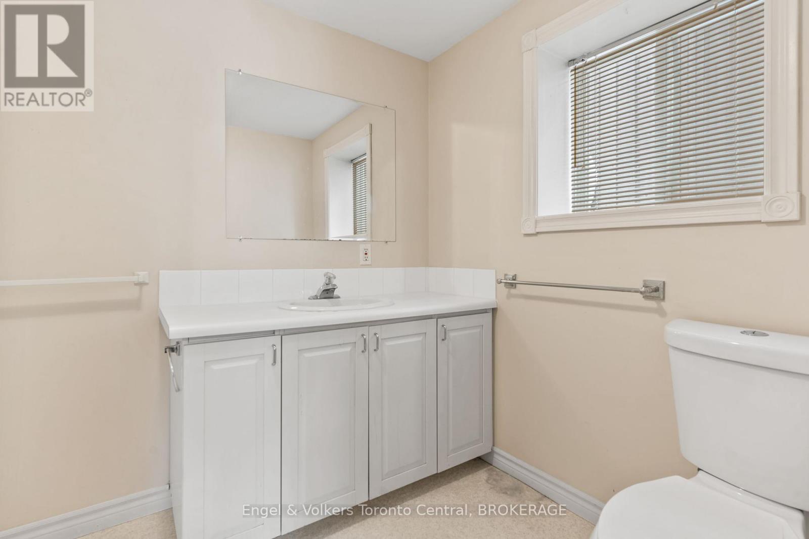 232 Church Street, Penetanguishene, Ontario  L9M 1G6 - Photo 23 - S11889587