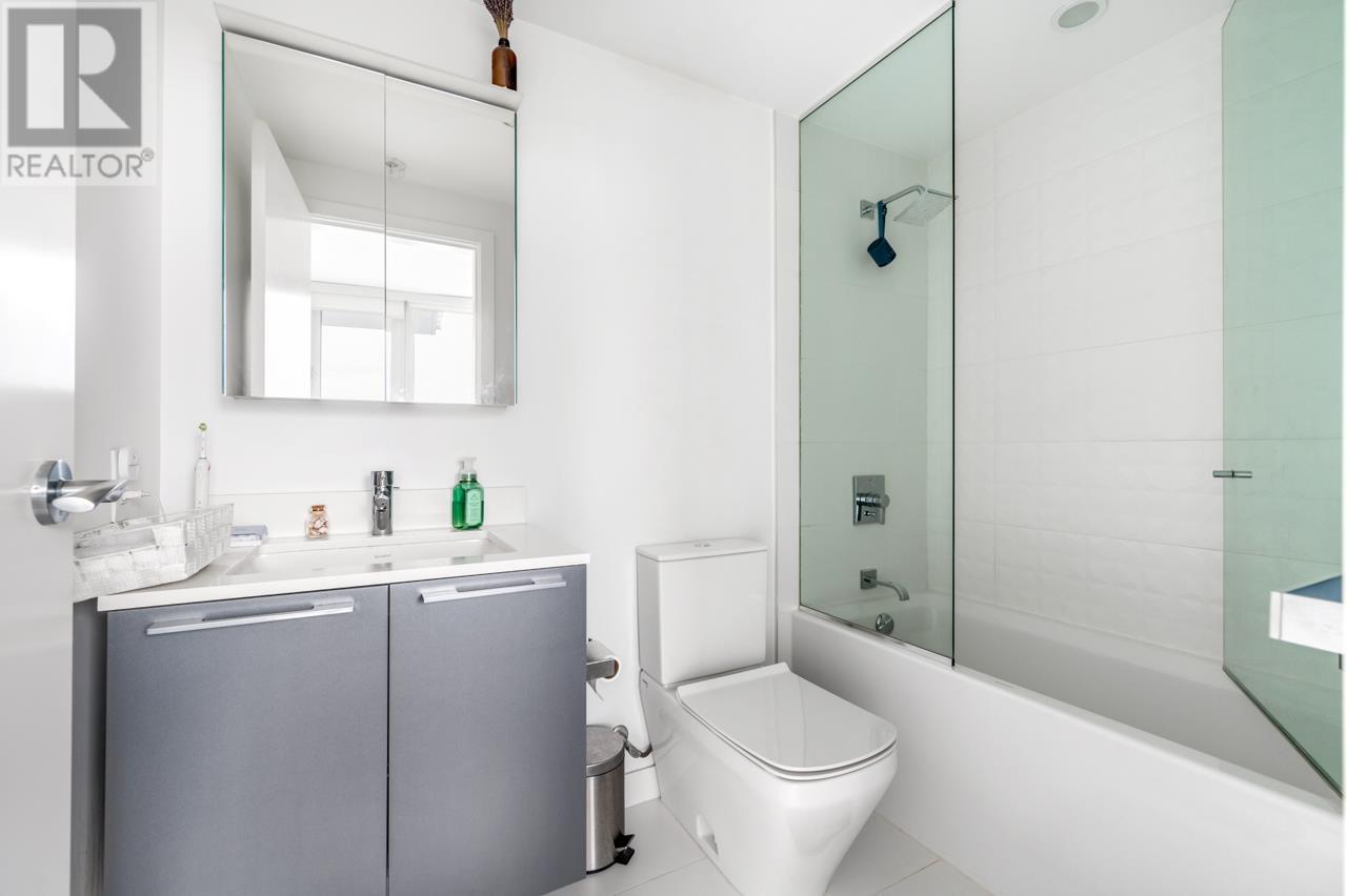 1502 4638 Gladstone Street, Vancouver, British Columbia  V5N 0G5 - Photo 8 - R2955269